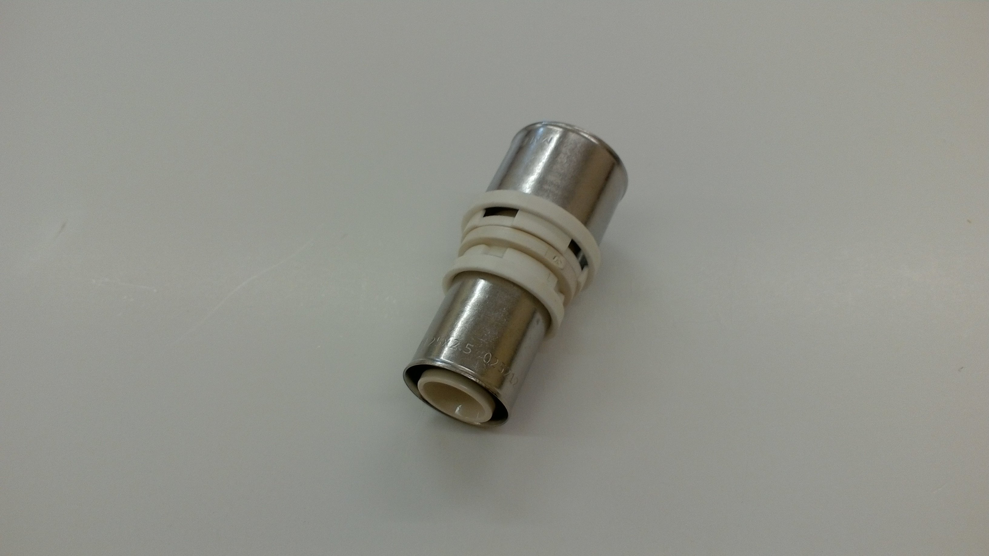 Maincor Composite Press Reducer 20mm x 16mm